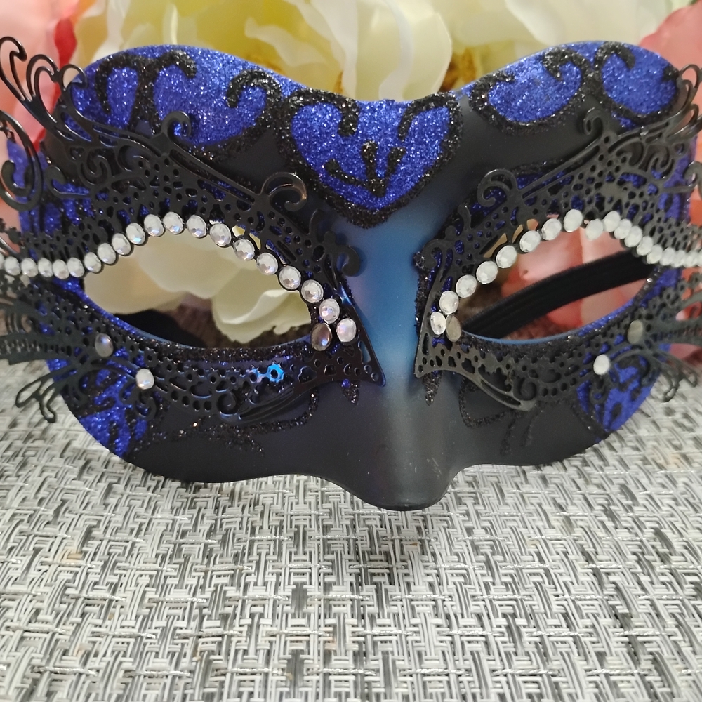 Elegant Blue and Black Masquerade Mask